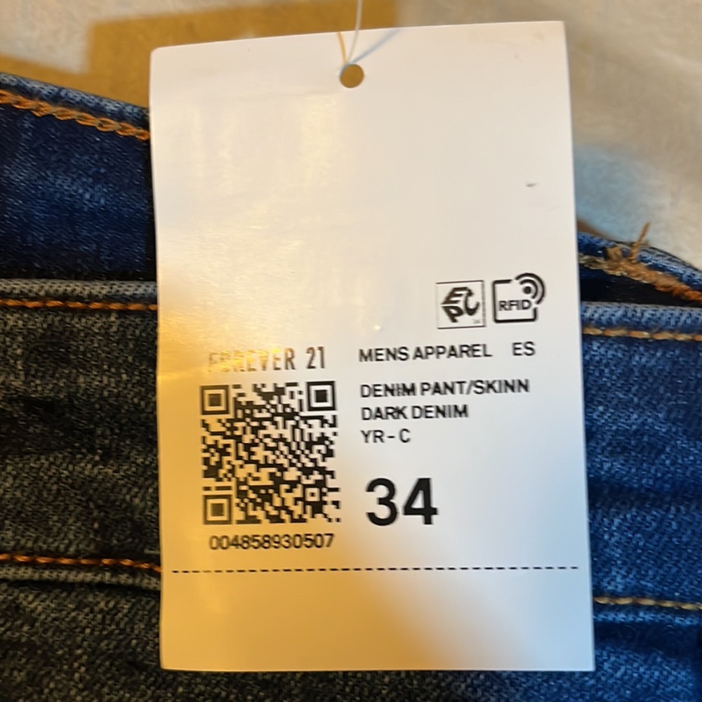 Forever 21 mens skinny jeans NWT - Picture 2 of 3